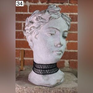 A. CHOKER Necklaces